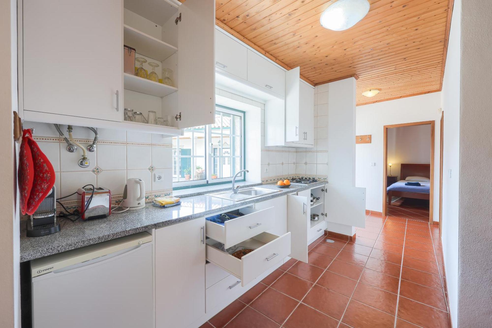 Charming Granite In Beautiful Surroundings Casal Diz