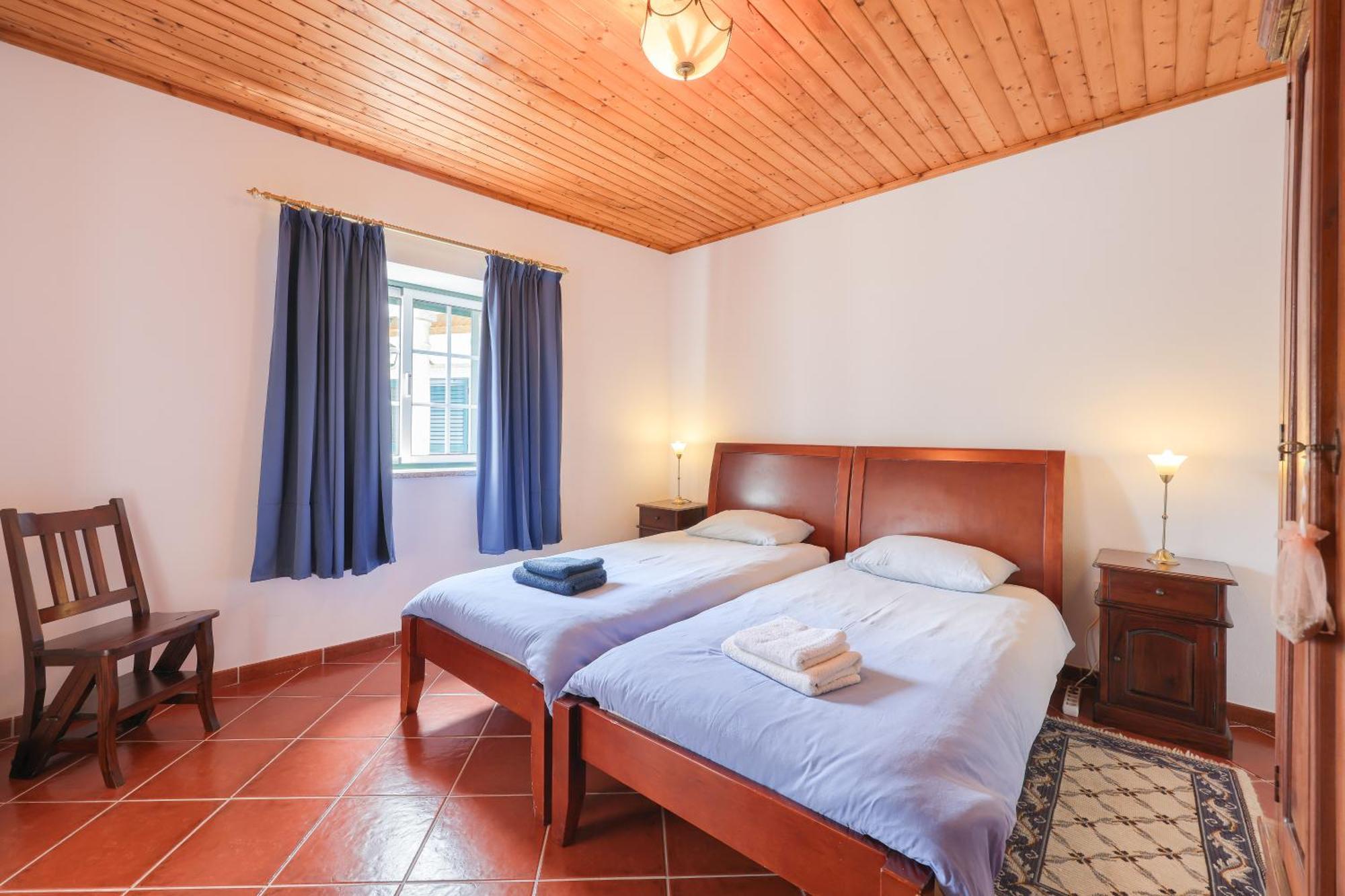 Charming Granite In Beautiful Surroundings * Casal Diz