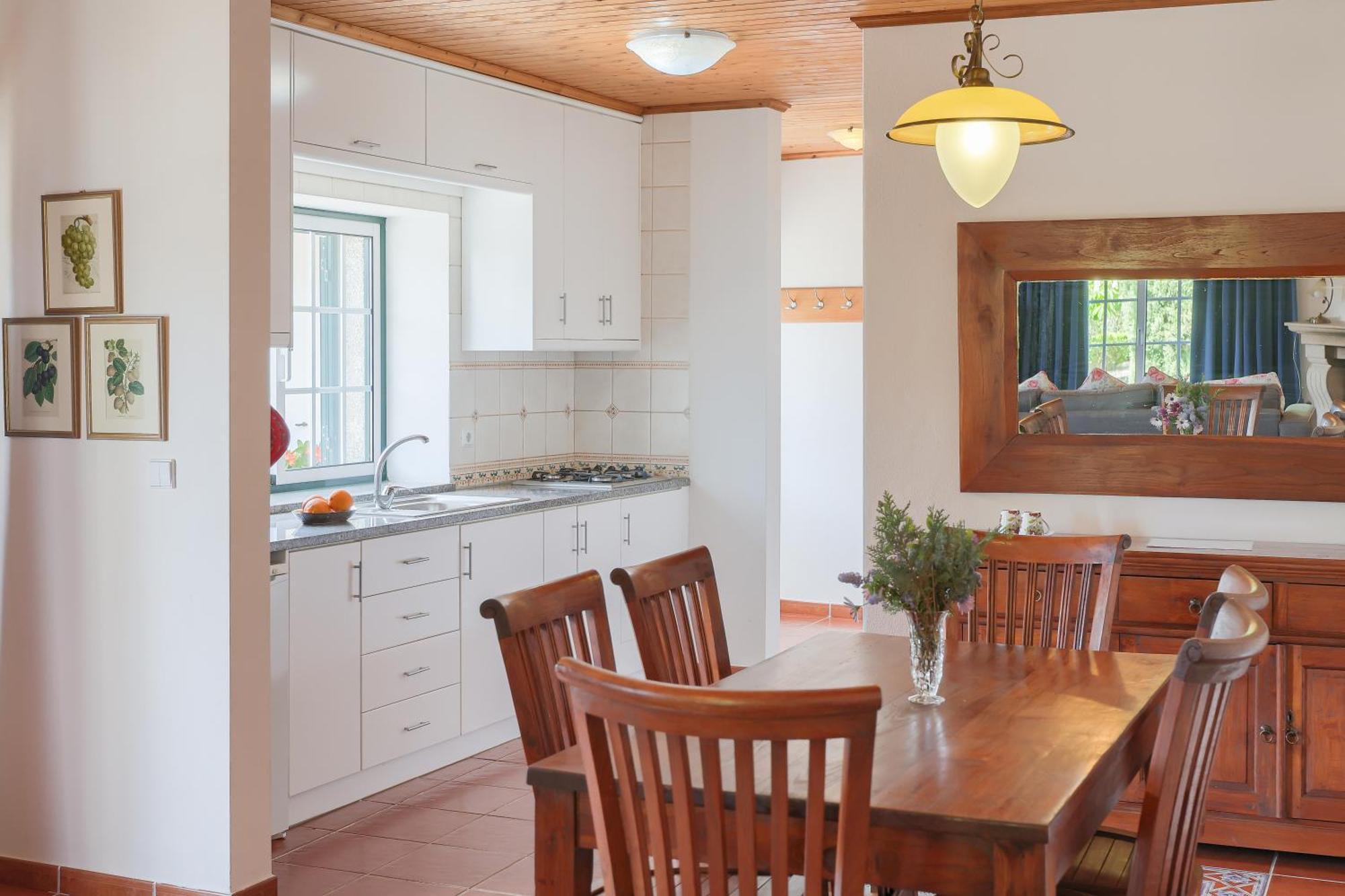 Charming Granite In Beautiful Surroundings *