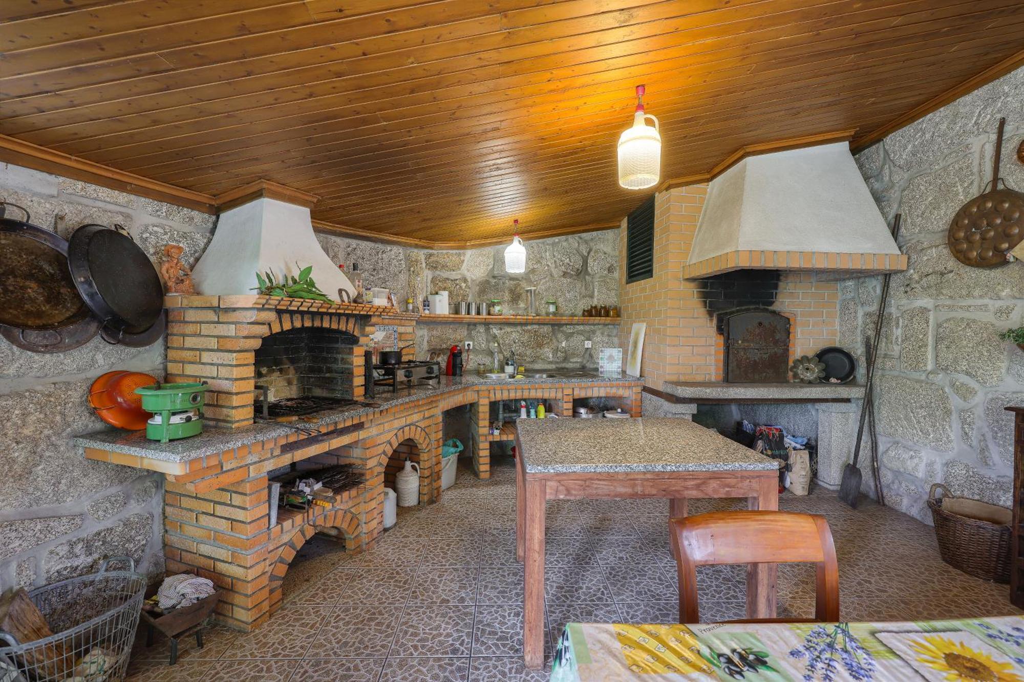 Charming Granite In Beautiful Surroundings Holiday home *